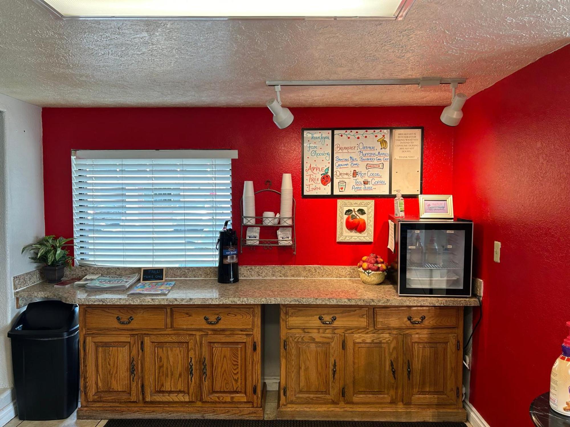 Apple Tree Inn Спокан Экстерьер фото